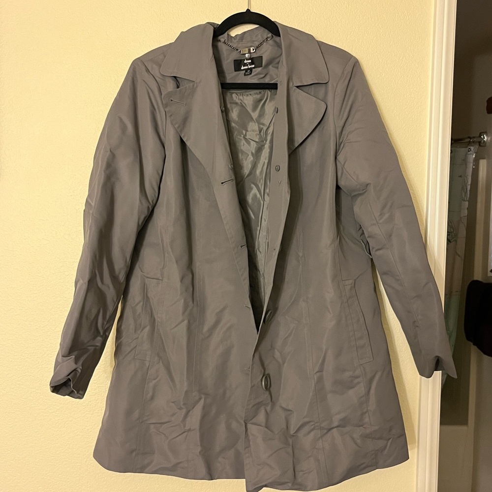 Dennis Basso coat with removable line and faux fur collar